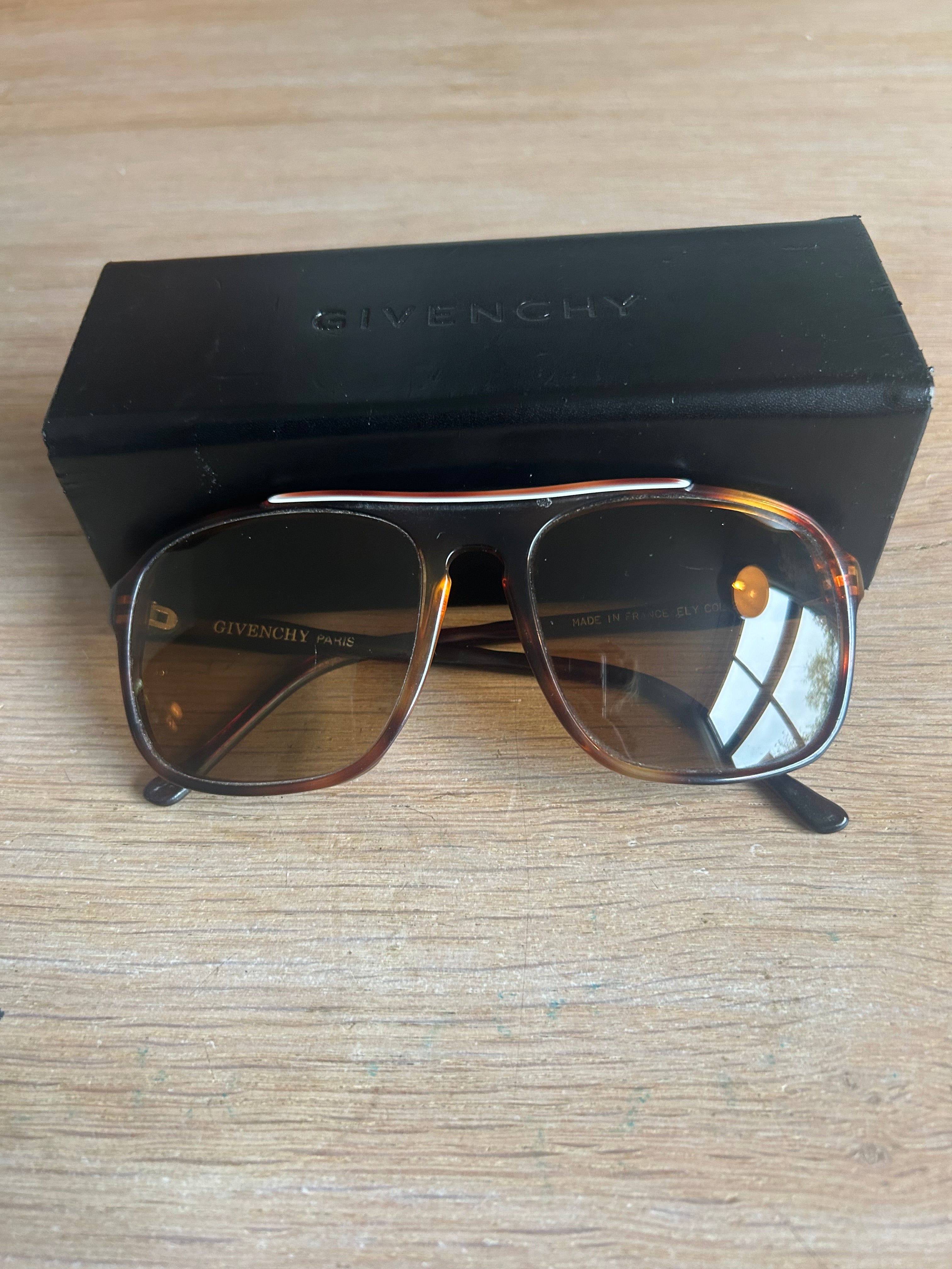 Givenchy zonnebril